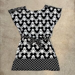 Black and White Geometric Pattern Dress
